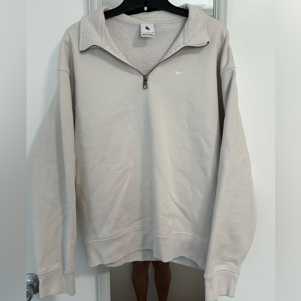 Nike Men’s Pullover Size Small